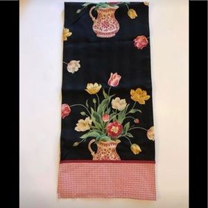 Beautiful Table Runner